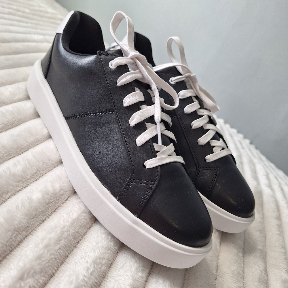 Cole Haan GC Coaster Sneakers Mens 9.5 B Black White Skater Street Preppy